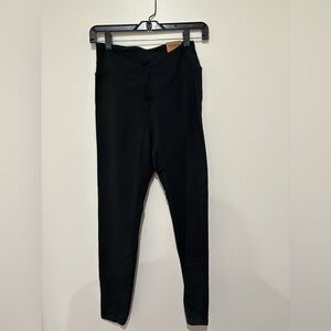 Brand New Pink Victoria’s Secret leggings black